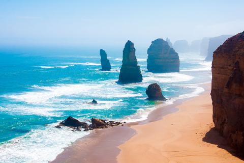 A drive along Victoria's Great Ocean Road guarantees stunning scenery!