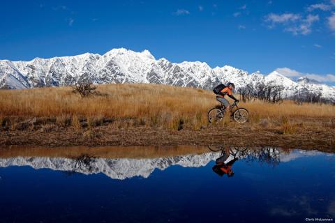 Cycling around the glacier lakes around Queenstown and Wanaka, New Zealand
