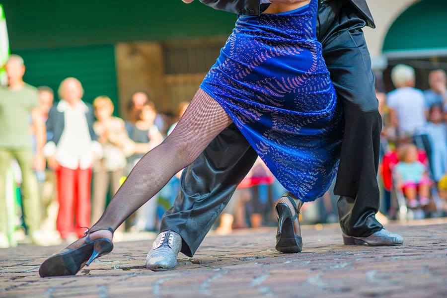 See tango on the streets of Buenos Aires | Travel Nation