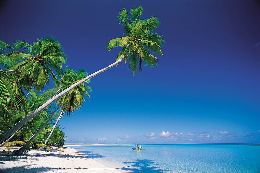 Enjoy a tranquil week in the remote Tuamotus, French Polynesia